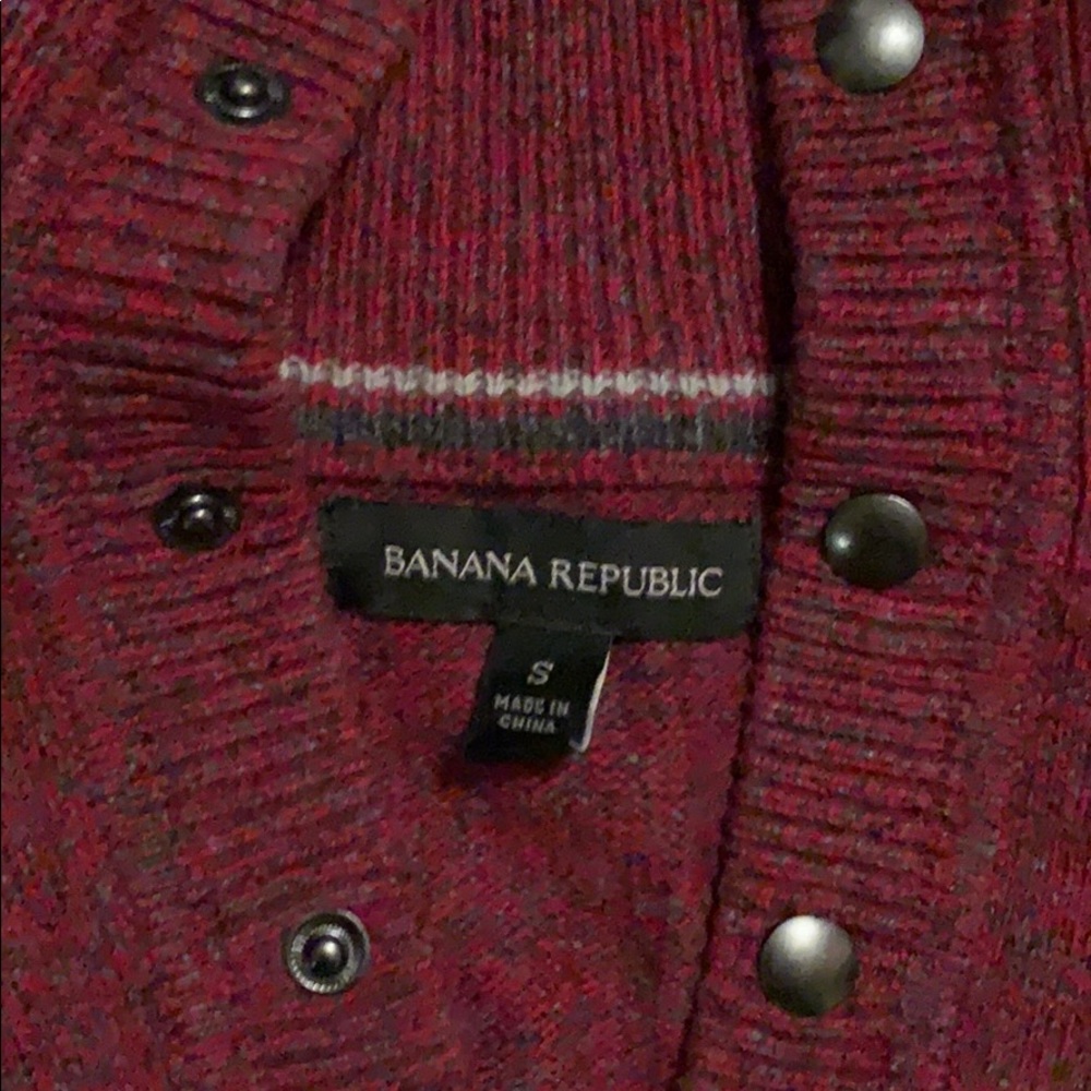 Banana Republic sweater. - Picture 2 of 2